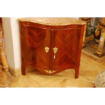 18th Century Curved Corner