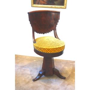 Harpist's Chair