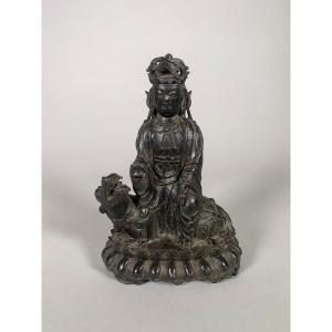 Sculpture Of A Guanyin Bodhisattva Ming Period (1368 - 1644) China 15th-16th Century