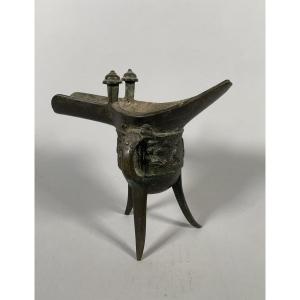 Bronze Tripod Cup "jue", China, Ming Dynasty (1368-1644) 