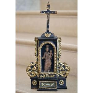 Travel Reliquary