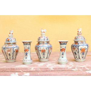 Set Of Five 17th Century Japanese Imari Vases