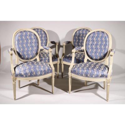Suite Of Four Medallion Back Armchairs In Molded And Carved Gray Lacquered Beech