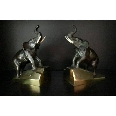 Righetti Guido (1875-1958) - Two Elephants