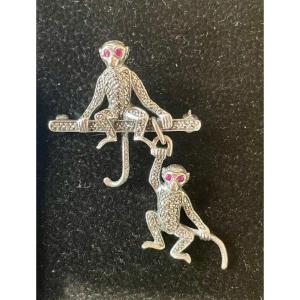 Broche Argent Marcassites Rubis