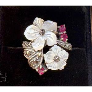 Mother-of-pearl Silver Flower Ring With Marcasite Rubies