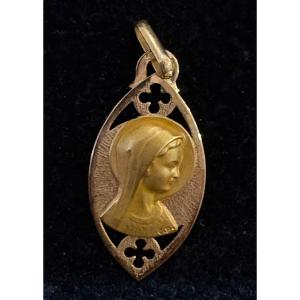 Virgin Mary Medal In 18k Gold