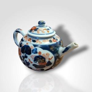 Imari Porcelain Teapot, Japan, 19th Century