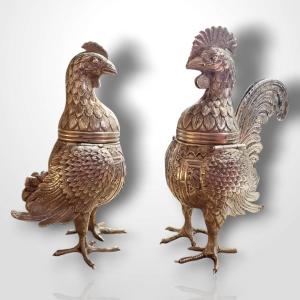 Pair Of Solid Silver Sugar Shakers, 20th Century 