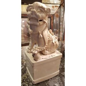 Porcelain, Fô Dog In White China, 19th C.