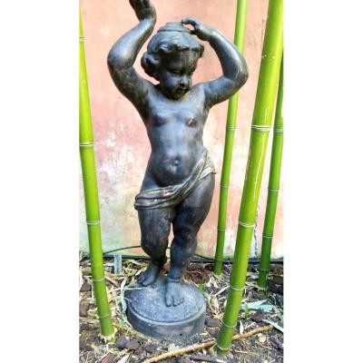 Fonte d'Art 1870, élément De Jardin Représentant Un Chérubin.