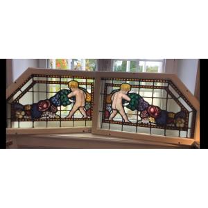 Pair Of Art Nouveau Stained Glass Windows "with Cherubs", Circa 1900