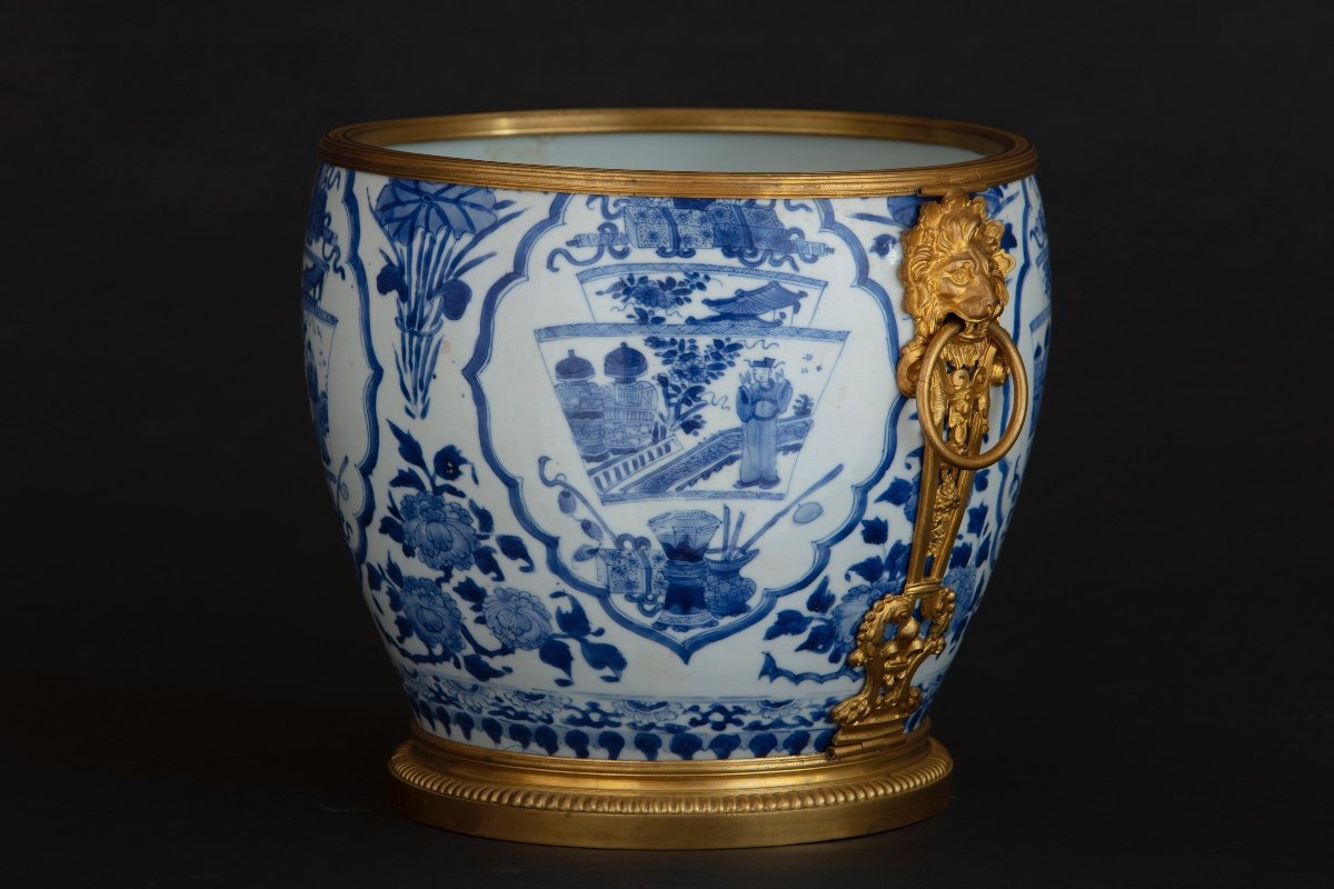 Cachepot in porcellana cinese bianca e blu di epoca Kangxi-photo-2