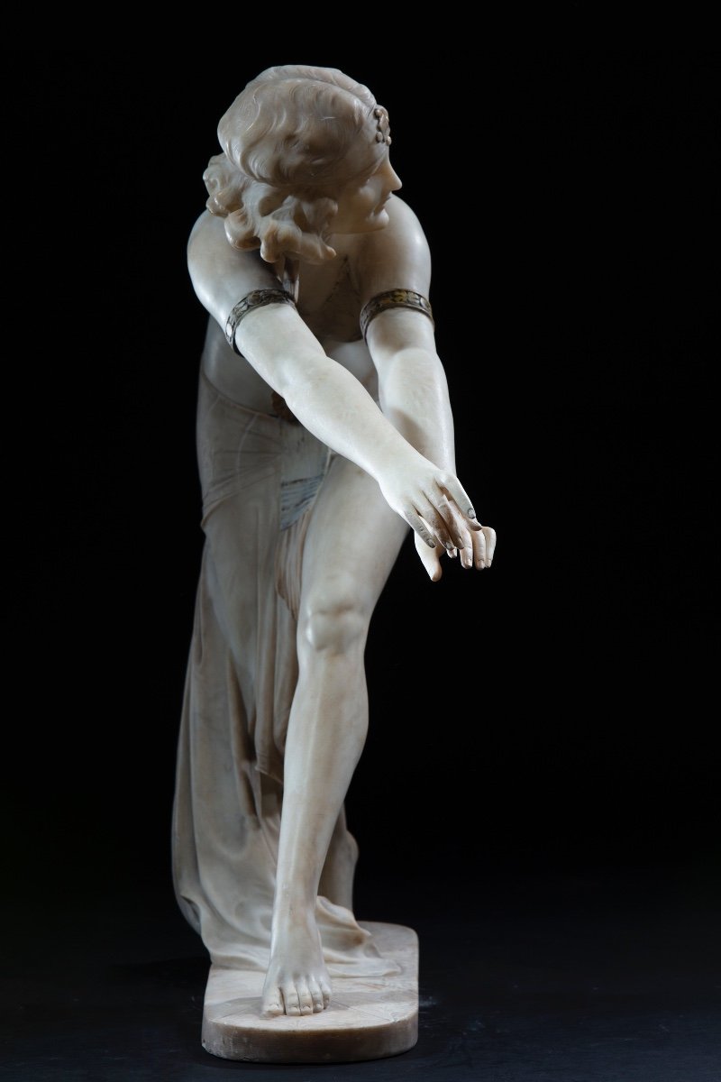 Scultura in alabastro raffigurante danzatrice con vesti orientali-photo-3