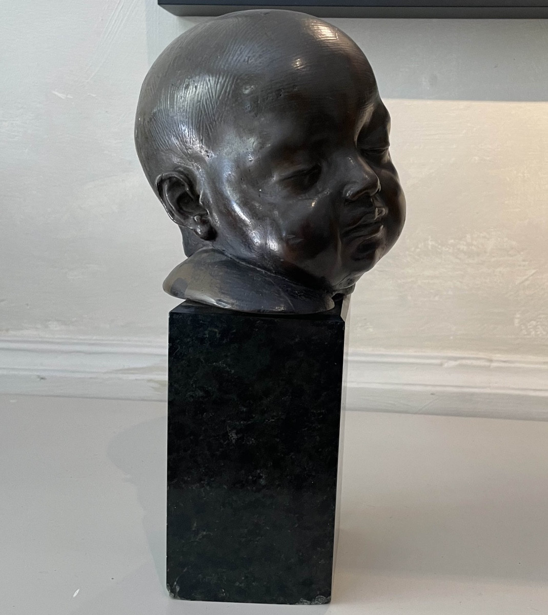 scultura di Testa di bambino