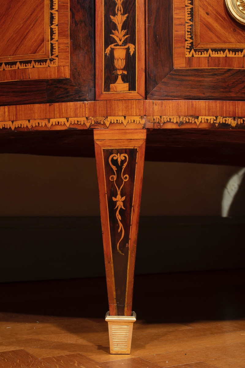 Coppia di commodes a demilune lombarde-photo-3