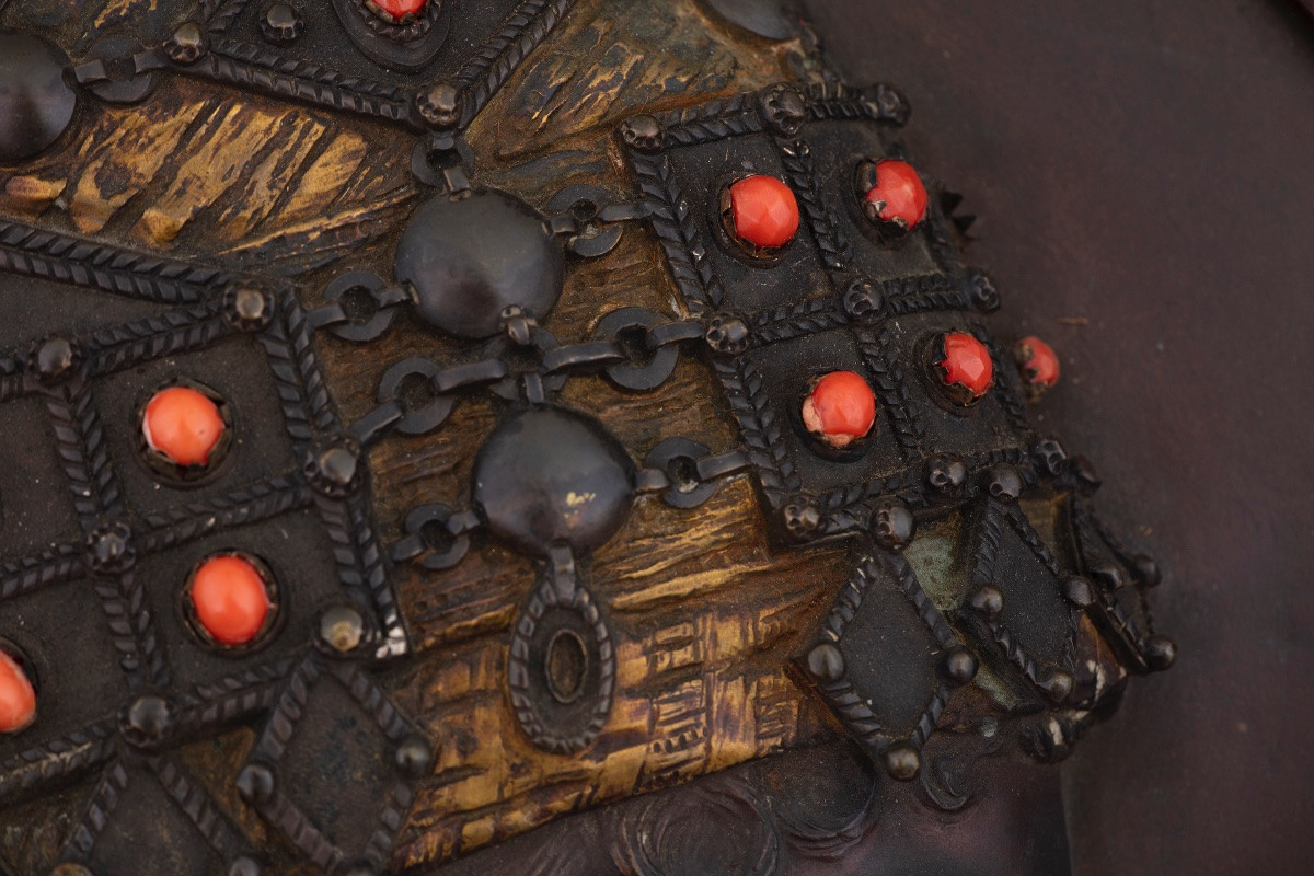 Émile Guillemin (1841-1907), “Profilo di donna orientale in bronzo con patina e smalti”-photo-3