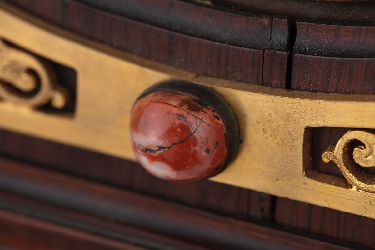 Émile Guillemin (1841-1907), “Profilo di donna orientale in bronzo con patina e smalti”-photo-5