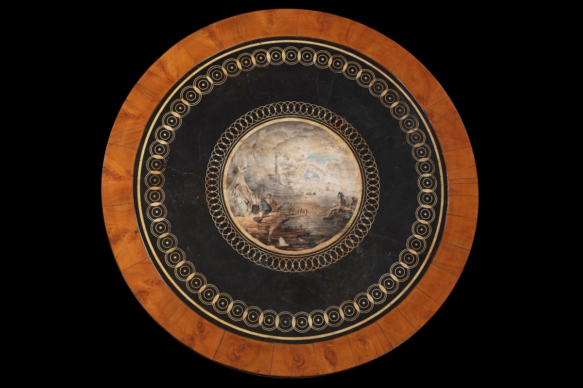 Tavolo da centro lastronato in noce con piano in scagliola decorato, manifattura Della Valle-photo-2