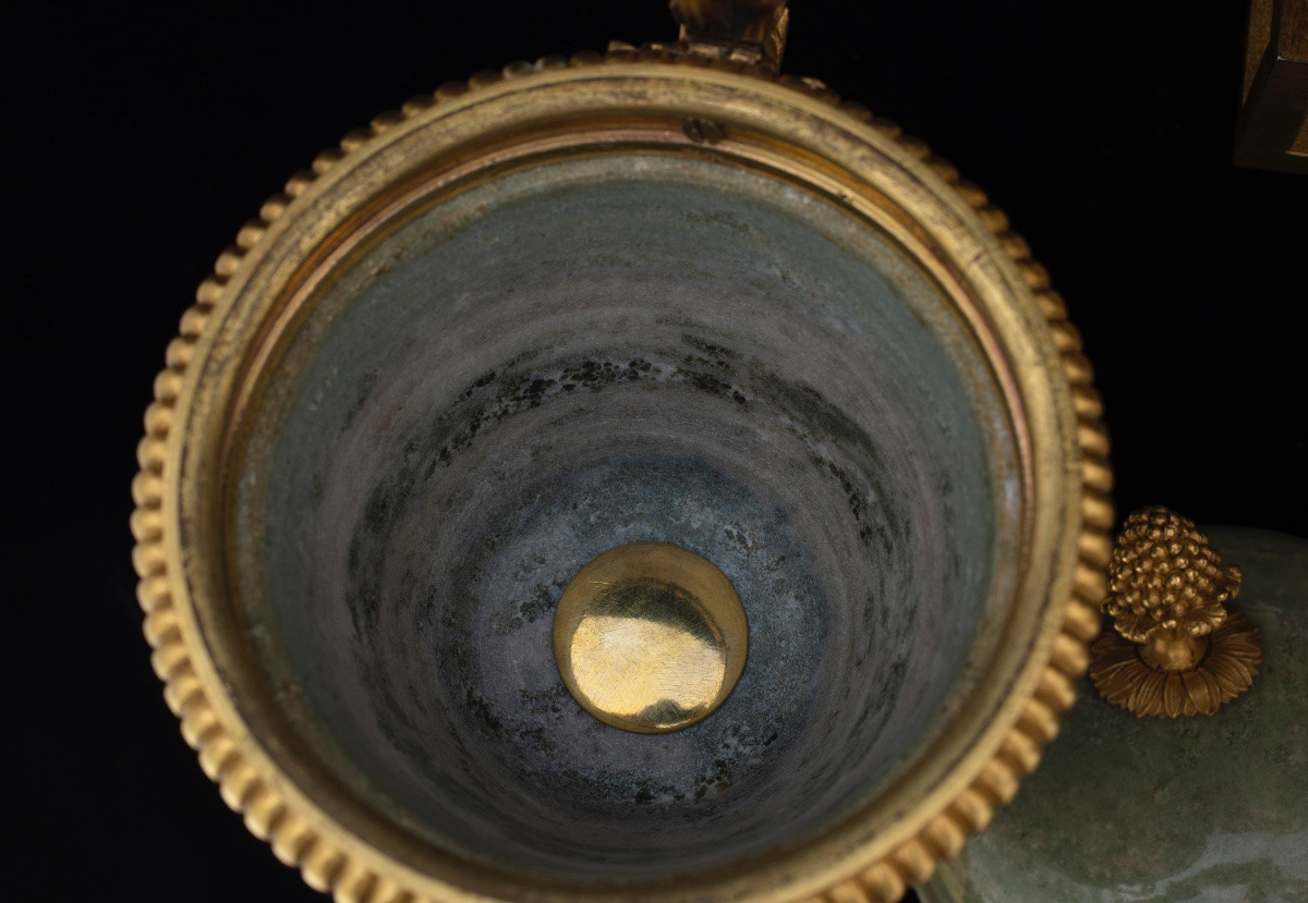 Trittico di vasi in marmo verde di Svezia e bronzo dorato, Francia, metà del XIX secolo-photo-5