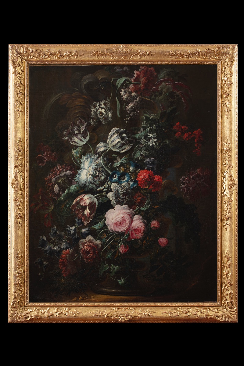 Scuola europea, Grande vaso con fiori, fine XVII/ inizio XVIII secolo
