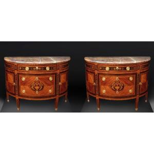 Coppia di commodes a demilune lombarde