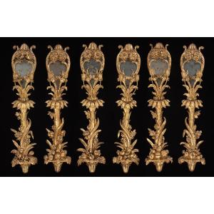 Sei appliques da palazzo in legno dorato scolpito e vetro