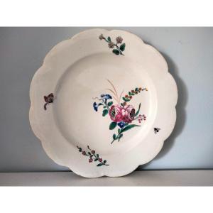 18th Century Chantilly Soft Porcelain Plate