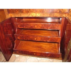Secretary With Doors