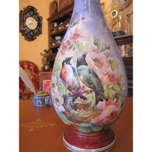 Important Pair Of Vases