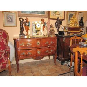 Louis XV Chest Of Drawers
