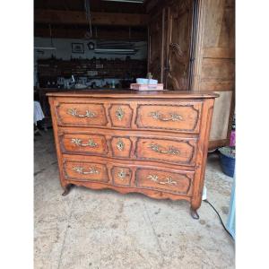 Brazilian Chest Of Drawers
