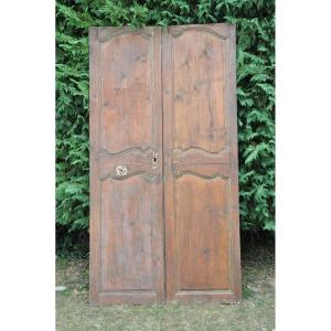 Old Double-sided Double-leaf Communication Door To Be Restored