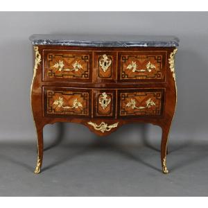 18th Century Chest Of Drawers