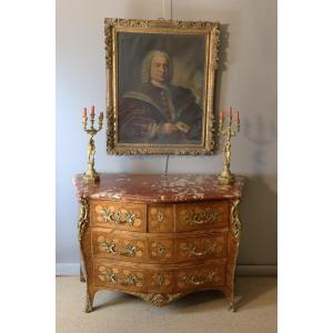 Louis XV Chest Of Drawers With Flower Marquetry