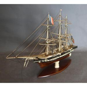 Bone Pontoon Model