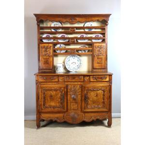 18th Century Dresser