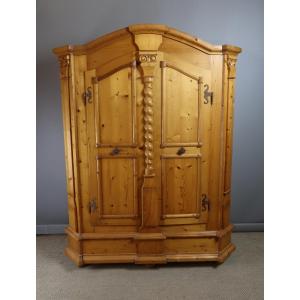 20th Century Pine Wardrobe