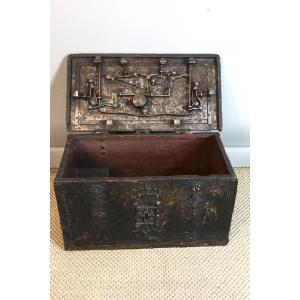 17th-century Nüremberg Chest