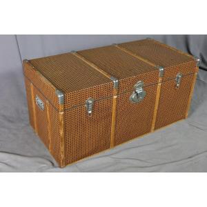 Trunk XX In Imitation Of Cannage