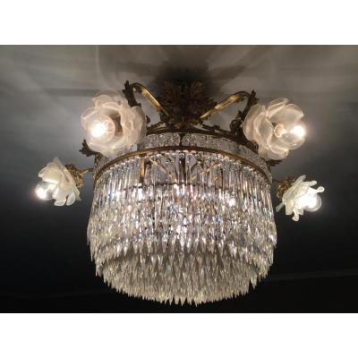 Ceiling Lamp Gilt Bronze And Chiseled With 6 Lights Finished By Tulips In The Shape Of Roses