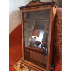 Showcase For Collection Mid-19th Century To Hang