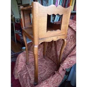 Mid-18th Century Bedside Table In Blond Walnut
