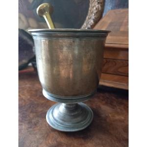 Mortar On Pedestal 17th Century 