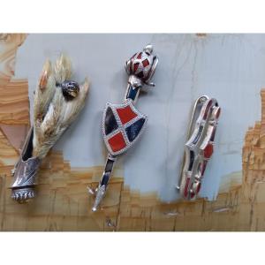 Lot Of 19th Century Scottish Brooches To Restore