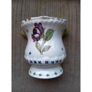 18th Century Flower Pot In Southern Earthenware 