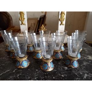 Circa 1880: 12 Brandy Glasses In Cut Glass, Enamelled Bronze Feet 