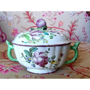 Moustier 18th Century. Covered Broth 