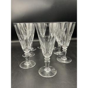 Eight Champagne Flutes, Ile De France Model, In Clear Crystal From The Baccarat Crystal Factory