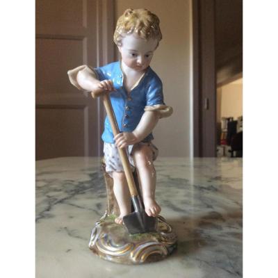 Porcelain Figurine Meissen Representative A Gardener.